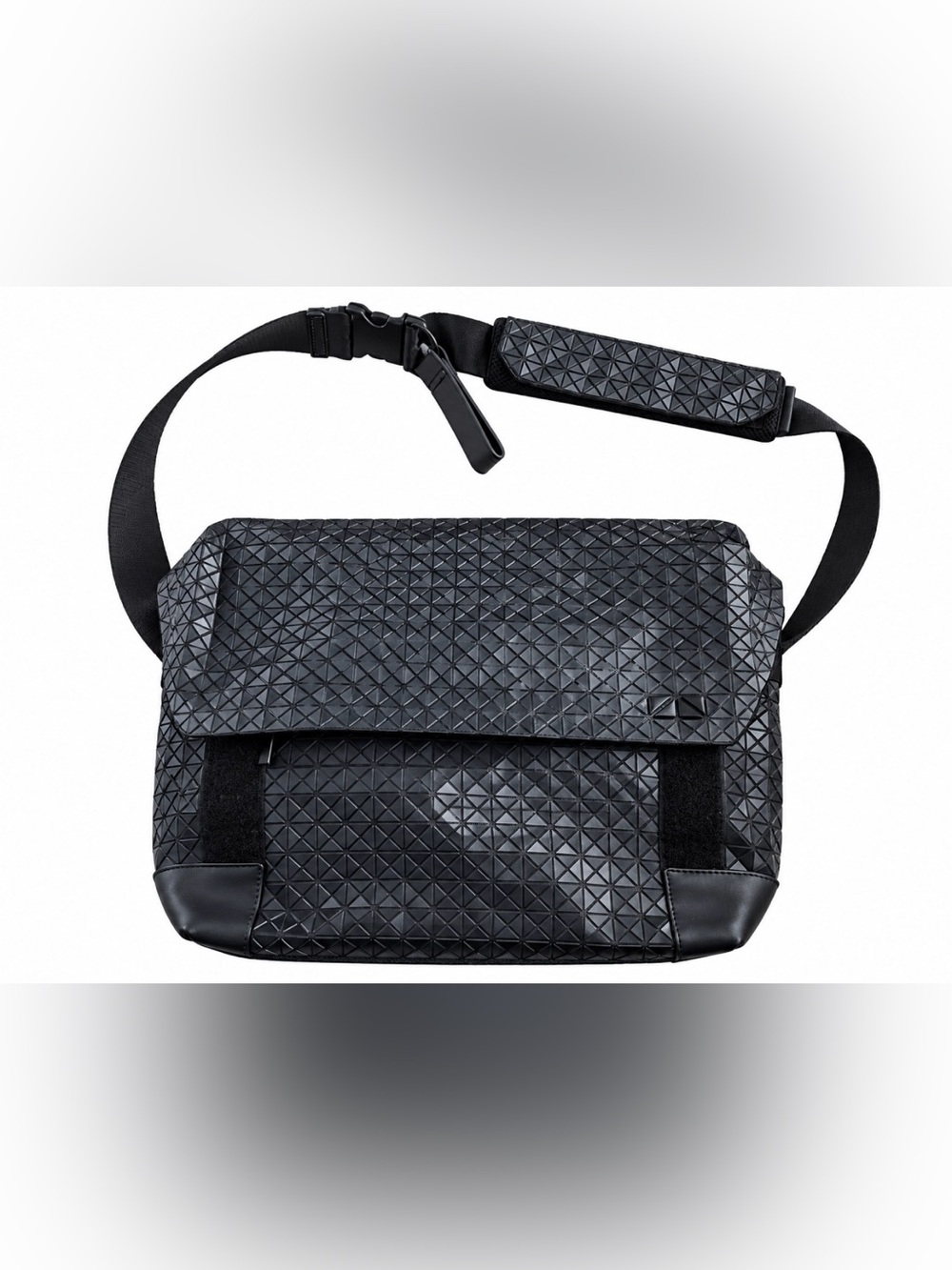 Bao Bao Issey Miyake Kuro Sling Crossbody
Messenger Bag